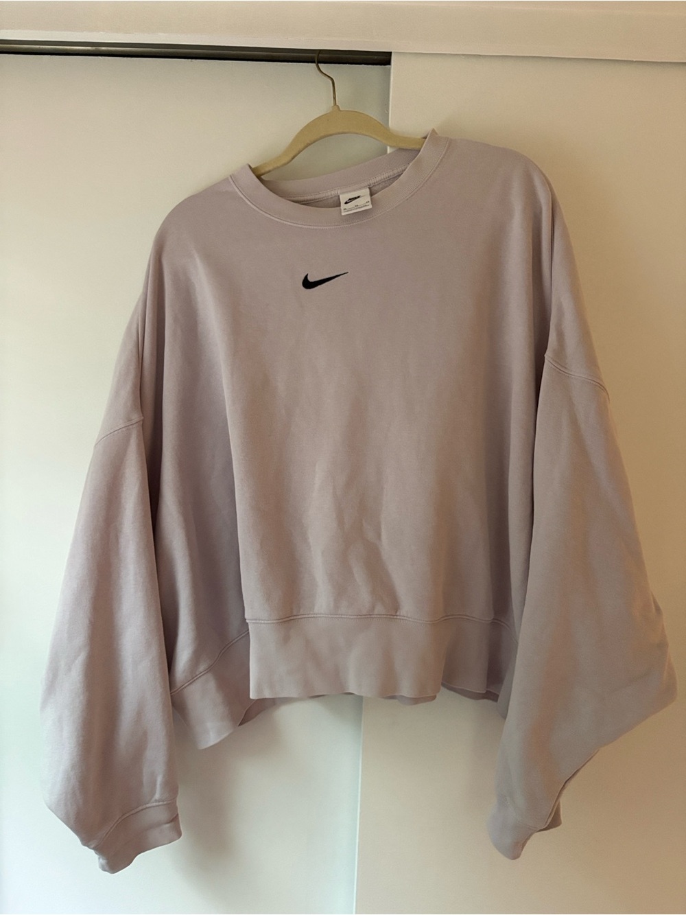 Nike Women's Pale Purple Oversized Cropped Crewneck Sweatshirt